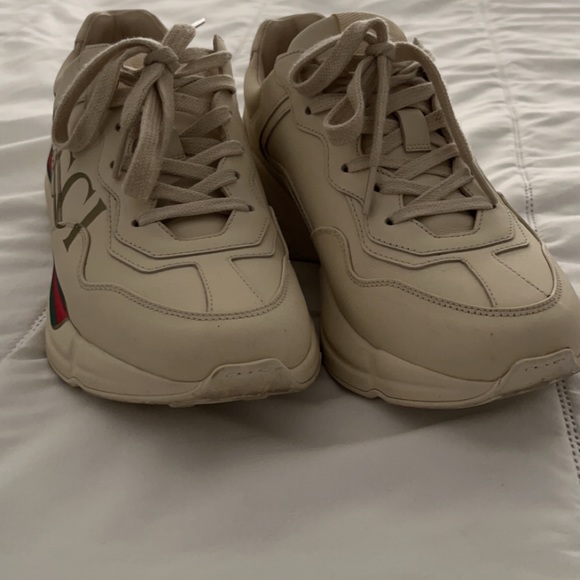 Size 7 Gucci Rhytons - Picture 2 of 3